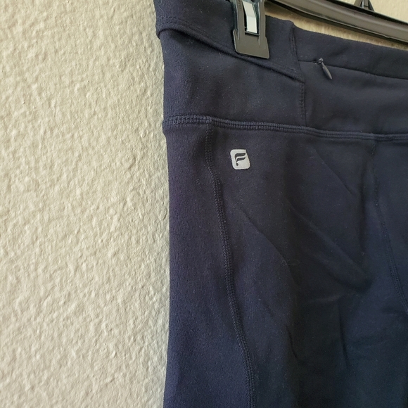 Fabletics | Trinity High-Waist Utility Ankle Length Legging Back Zip Pocket • M - Picture 6 of 8
